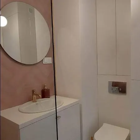 Tesoro Gdynia Apartament w angielskiej willi *