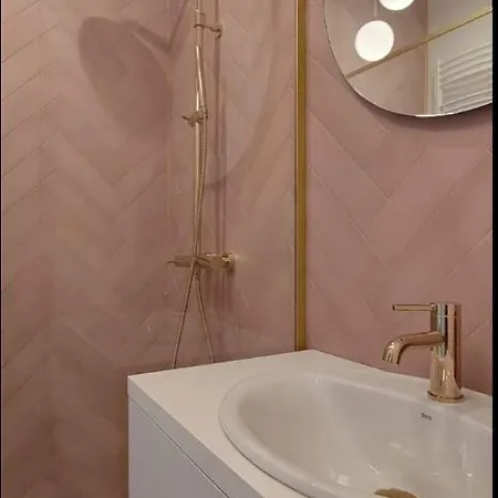 Apartament Tesoro Gdynia Apartament w angielskiej willi